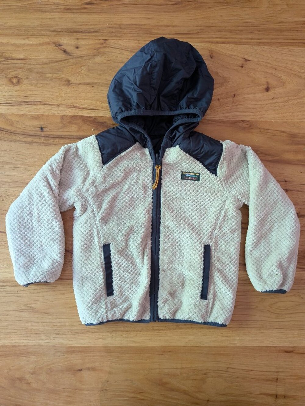 L.L. Bean Kids Mountain Bound Reversible Jacket. Size S4. Navy and cream.